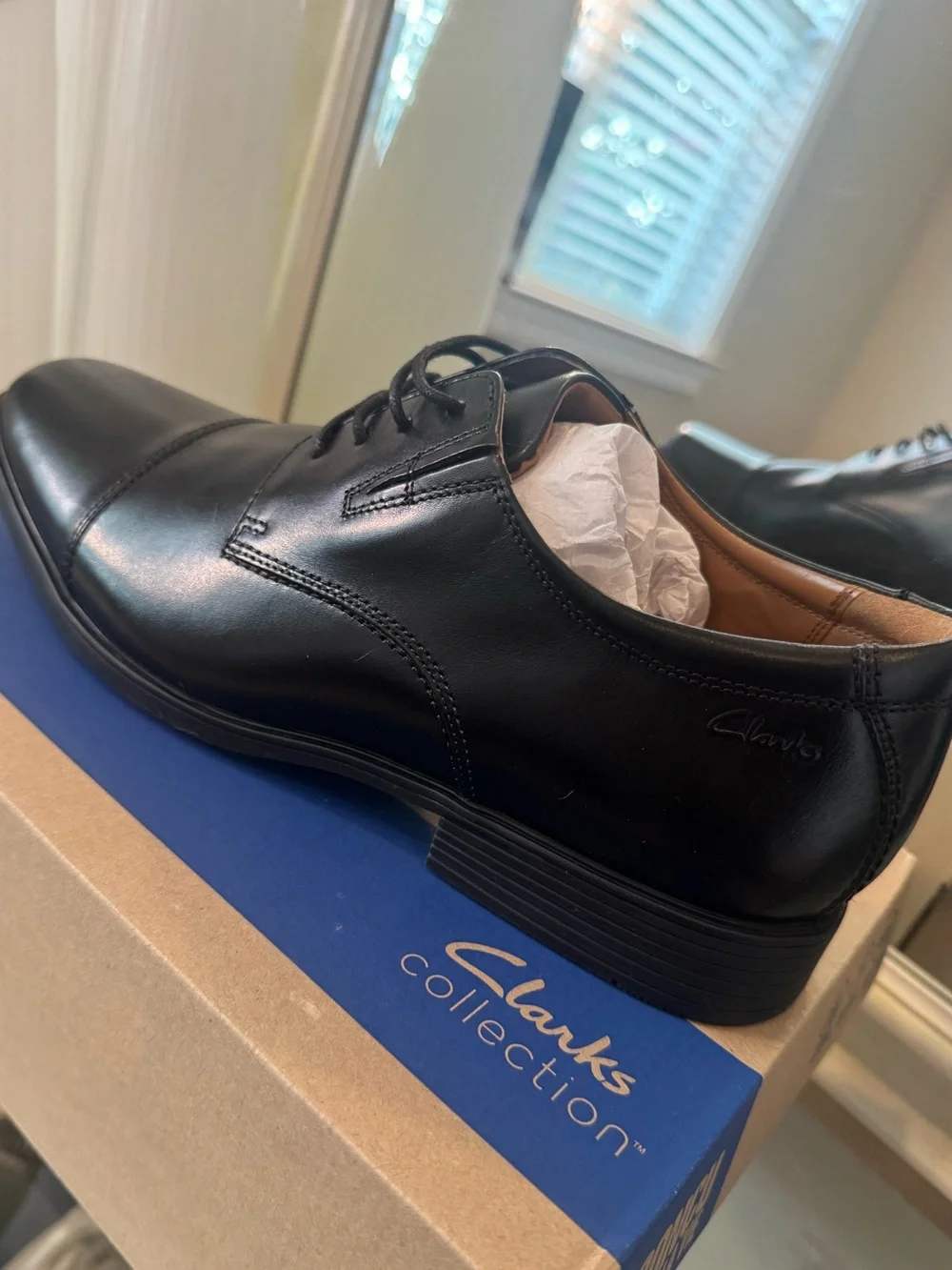 Clarks Tilden Cap Black Leather Cap Toe Oxford Dress Shoes Men’s 11 M NIB